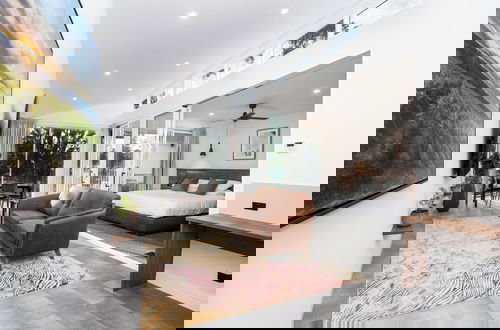 Photo 1 - Clare Hillside Apartments