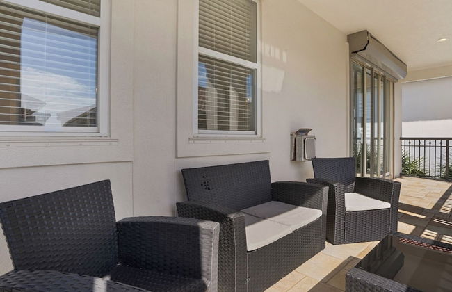 4BR Home, Private Pool, Steps From Beach, Minutes to Top Attractions - Photo 69