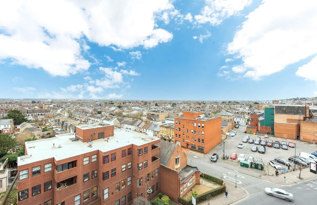 Two Bedroom Flat With Balcony in Central Wimbledon by Underthedoormat - Foto 27