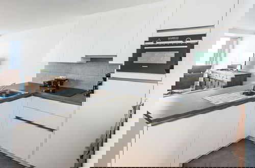Foto 5 - Apartment With Hinterland Views
