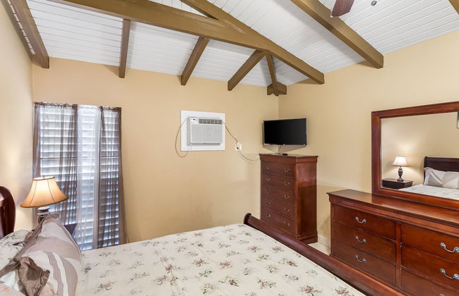 Caribbean View For You 1 Bedroom Condo by RedAwning - Photo 2