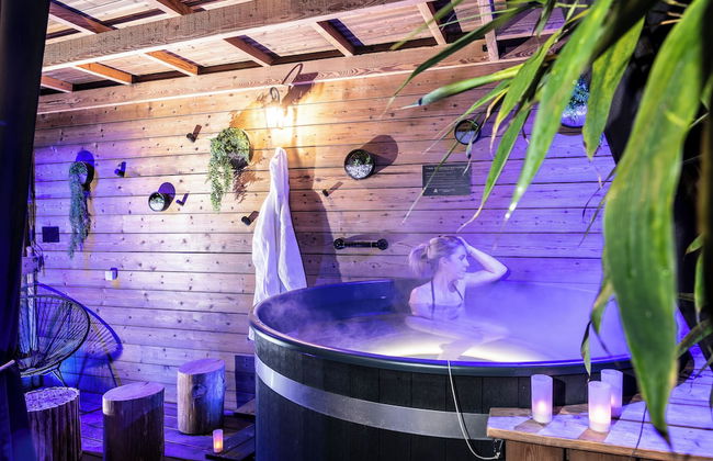 Appart Hotel GLAM88 Suites SPA et SAUNA - Foto 1
