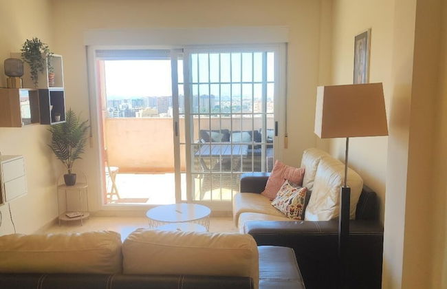 Charming Three Bedrooms Apartment With Seaview - Foto 5