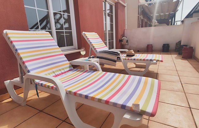Charming Three Bedrooms Apartment With Seaview - Foto 10