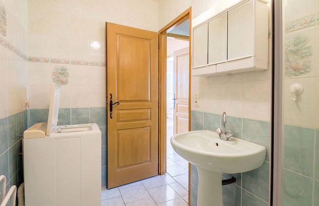 Spacious Holiday Home in Saint-nexans With Terrace - Foto 47