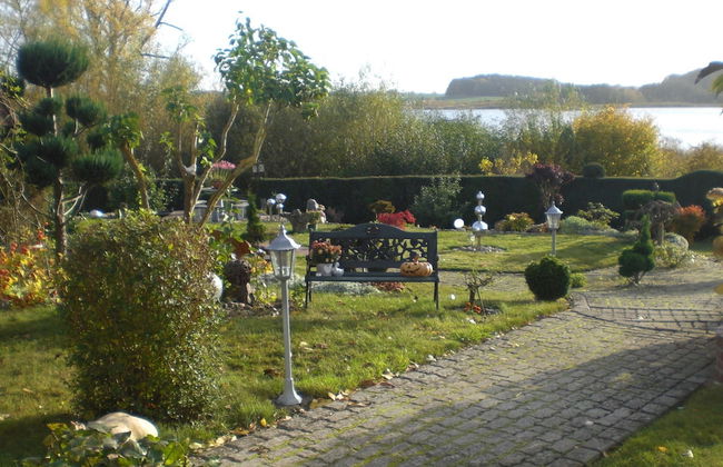 Striking Holiday Home in Sternberg With Jetty - Foto 46