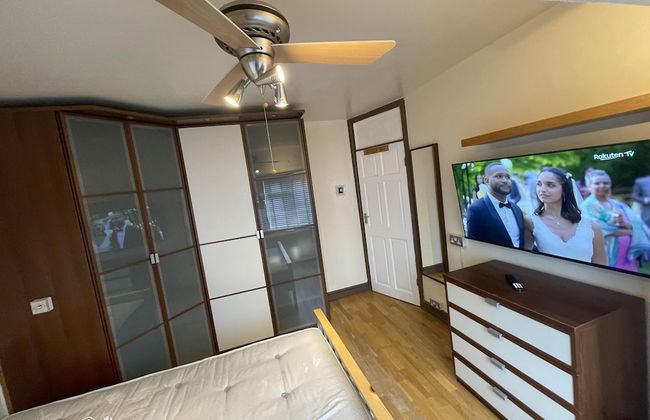 Cosy Heathrow Apartment With 2 Bedrooms - Foto 11