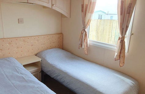 Remarkable Caravan- Chapel St Leonard's - Photo 2
