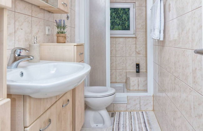 Hidden Gem Holiday Home With Pool in Kastel Stafilic - Foto 15