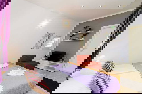 Foto 5 - Apartments Versus- Comfort Studio Apartment With Terrace