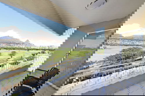 Foto 10 - Two Bedroom Apartment With Mountain Views