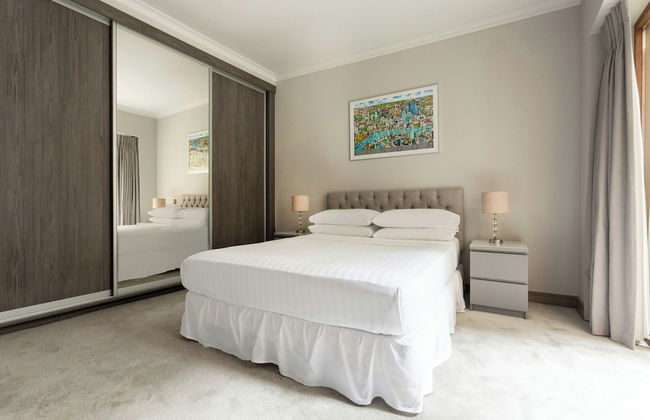 Red Lion Square by Onefinestay - Photo 4