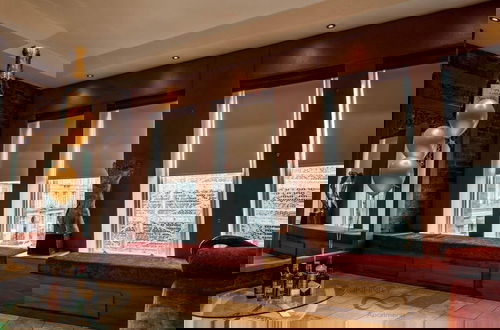 Photo 2 - The Famous Floor Sleeps 26 and Group Acc Sleeps30