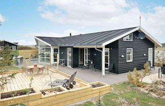 Foto 1 - 8 Person Holiday Home in Lokken-by Traum