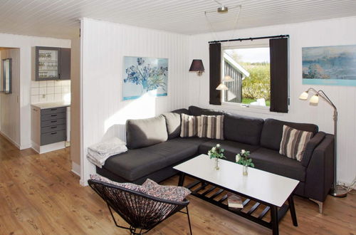 Photo 9 - Enticing Holiday Home in Hemmet near Sea