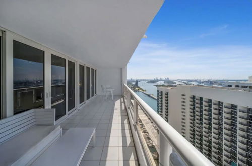 Photo 77 - Modern and Bright Penthouse With Ocean View